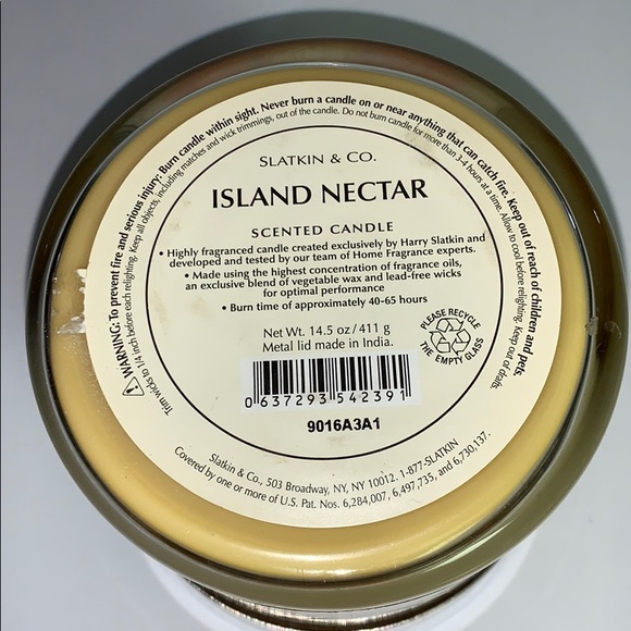 Bath and Body Works Island Nectar 3 Wick Candle Burns 40-65 Hours! - Picture 4 of 9